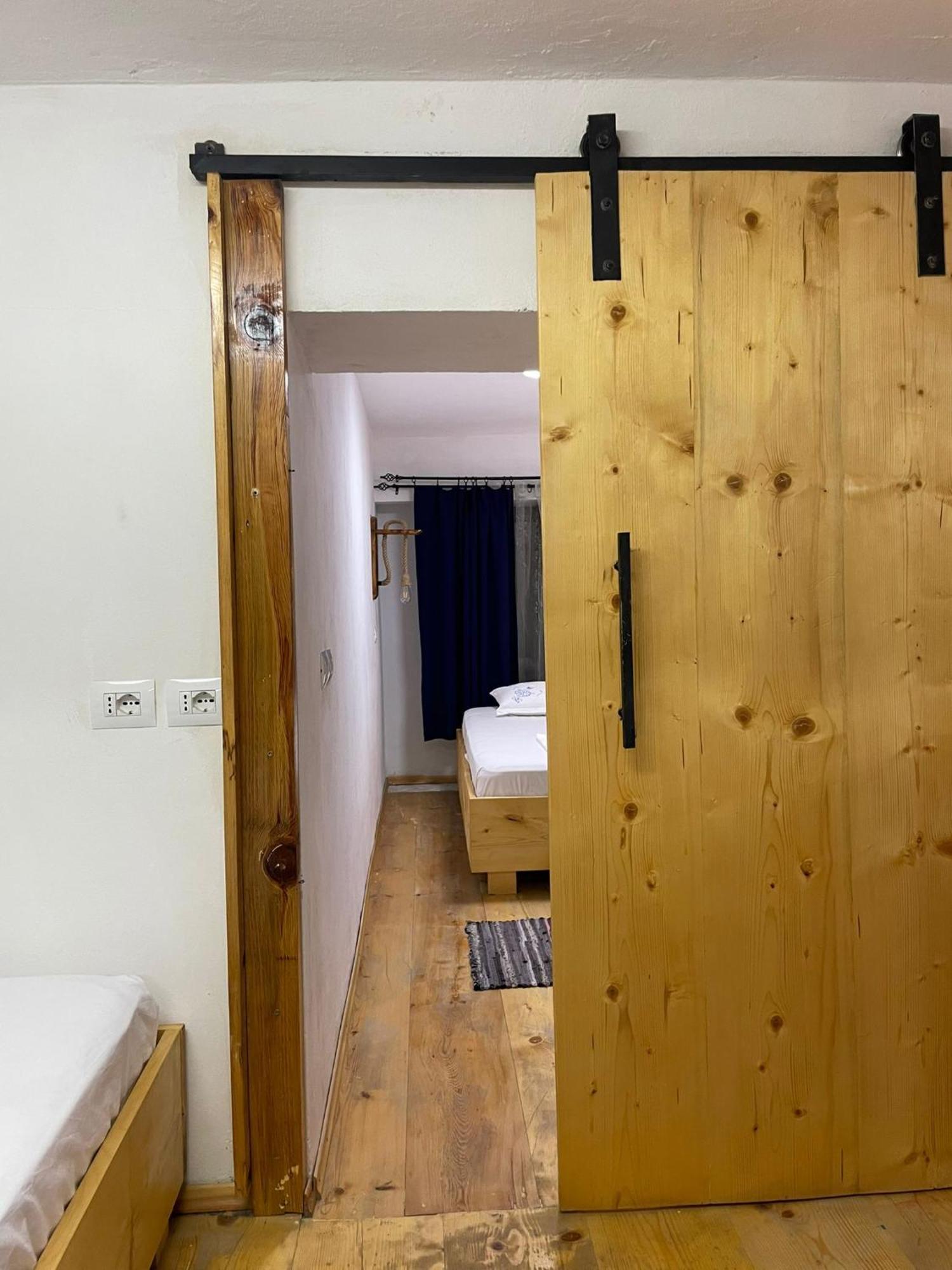 My Wooden Apartments Tirana Zewnętrze zdjęcie